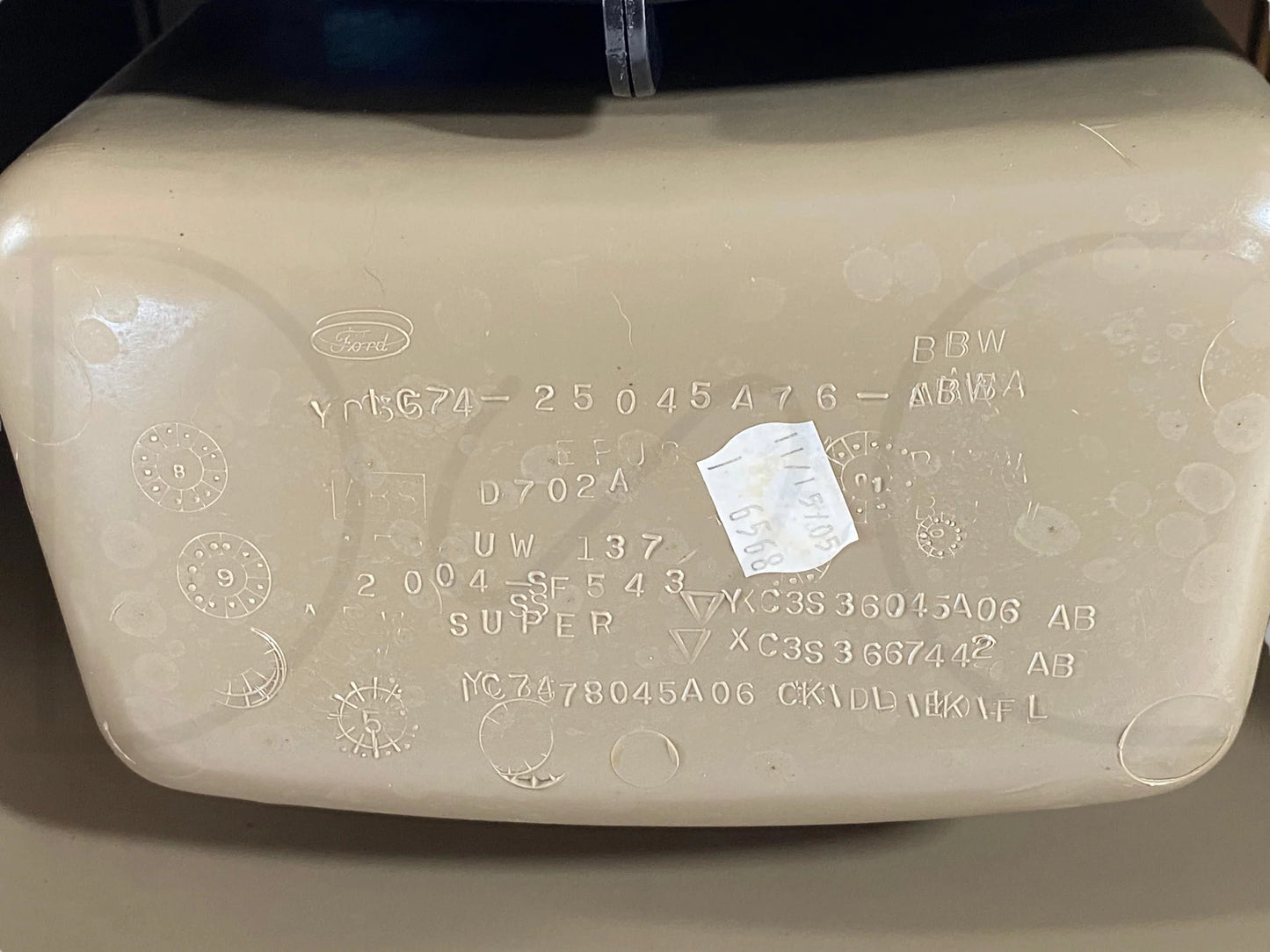99-07 Ford F250 F350 Super Duty Center Console Floor Storage Tan OE