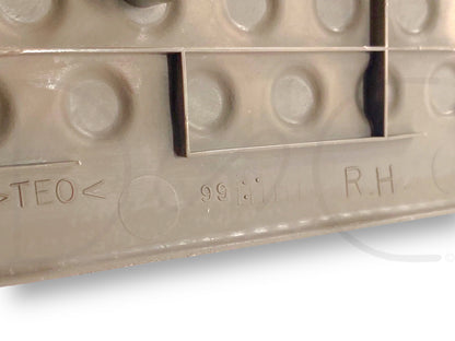 99-07 Ford F250 F350 RH Right Passenger Front Rocker Sill Trim Panel Brown OE