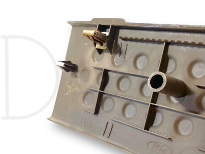 99-07 Ford F250 F350 RH Right Passenger Front Rocker Sill Trim Panel Brown OE