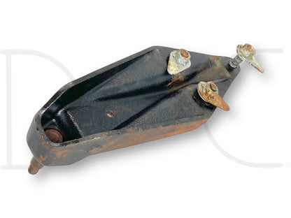 99-04 Ford F250 F350 4X4 Front Upper Shock Tower Mount OE 3C34-18035-Aa