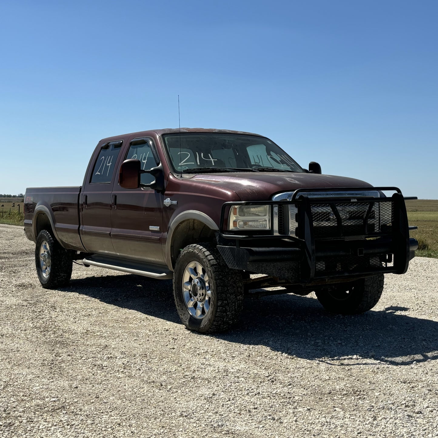 99-07 Ford F250 F350 Hood T5