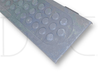 99-07 Ford F250 F350 RH Right Passenger Rear Rocker Sill Trim Panel Dark Gray OE