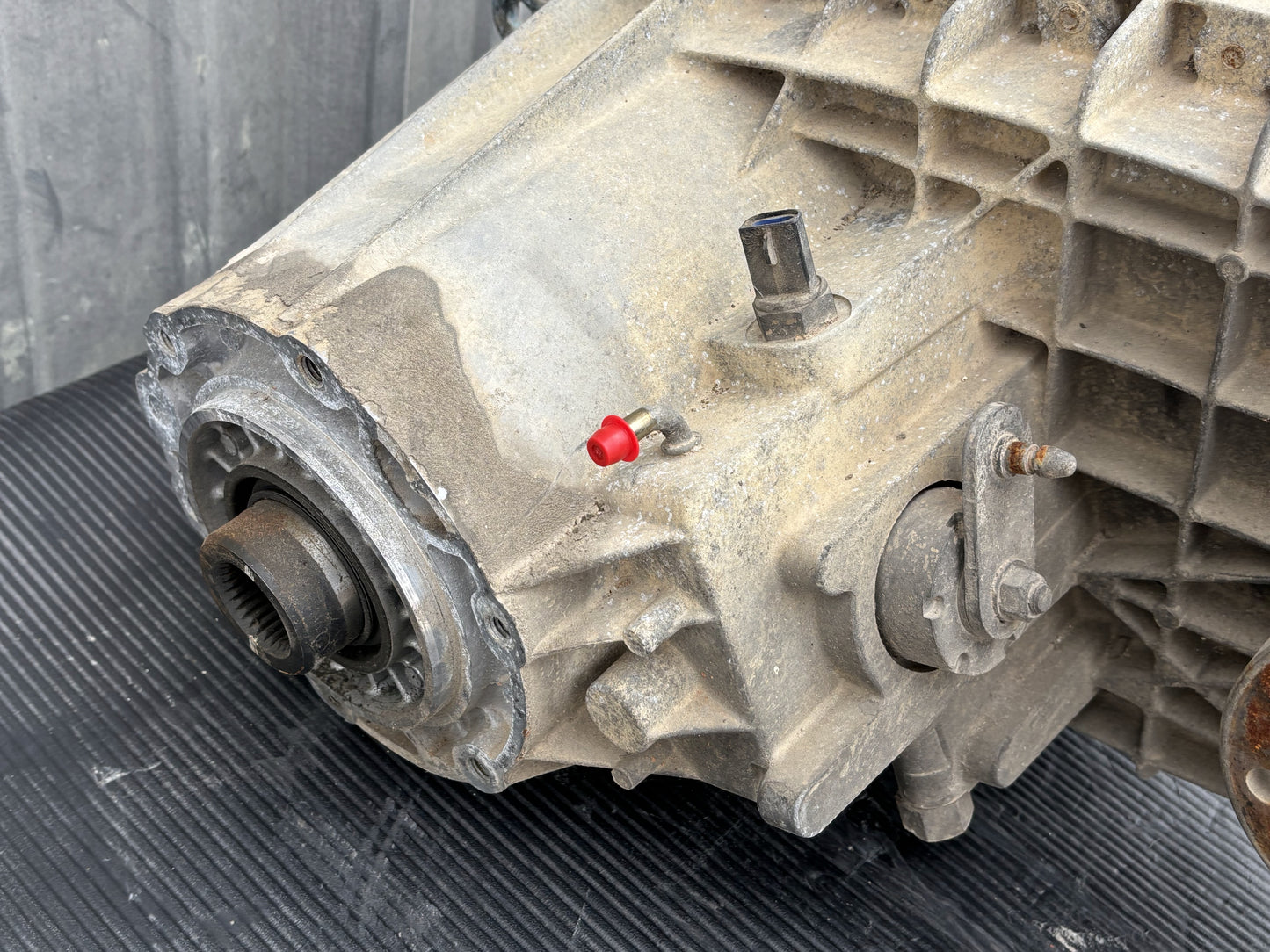 99-02 Ford F250 F350 4WD Transfer Case Manual Shift Auto Trans NP271