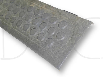 99-04 Ford F250 F350 RH Right Passenger Front Rocker Sill Trim Panel Gray OE