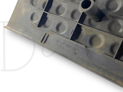 99-04 Ford F250 F350 RH Right Passenger Front Rocker Sill Trim Panel Gray OE