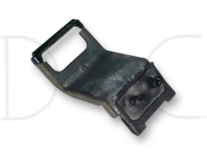 99-07 Ford F250 F350 Super Duty Dashboard Glove Box Latch Striker Catch OEM