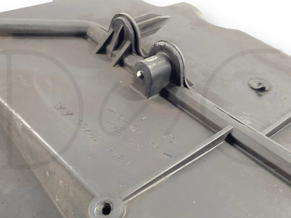 99-02 Ford F250 F350 HVAC Exterior Under Hood Air Box Blower Motor Housing OEM
