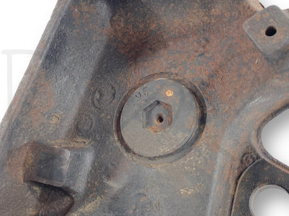 99-04 Ford F250 F350 LH Left Driver 2WD 2X4 Spindle Knuckle OEM F81A-3106-Bg