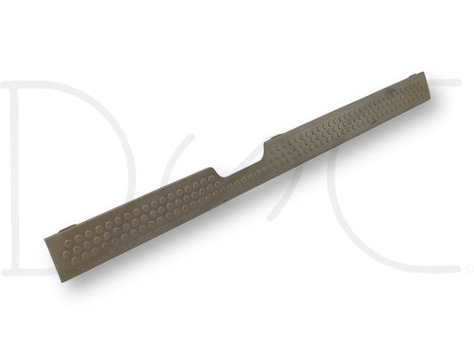 1999 Ford F250 F350 RH Right Passenger Front Rocker Sill Trim Panel Dark Tan OE