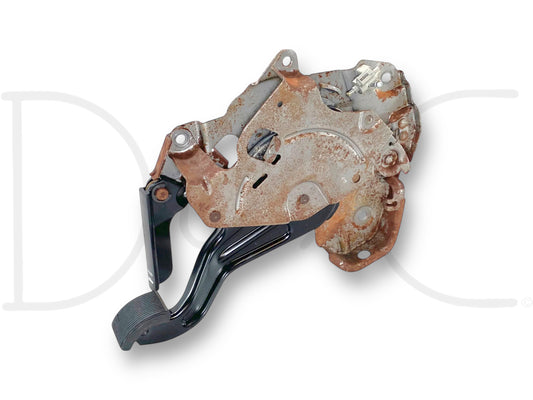 05-07 Ford F250 F350 Emergency Parking Brake Pedal Assembly E Brake OEM