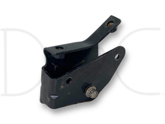 99-07 Ford F250 F350 2WD I-Beam Front Axle Pivot Mount Bracket Front LH Left OE