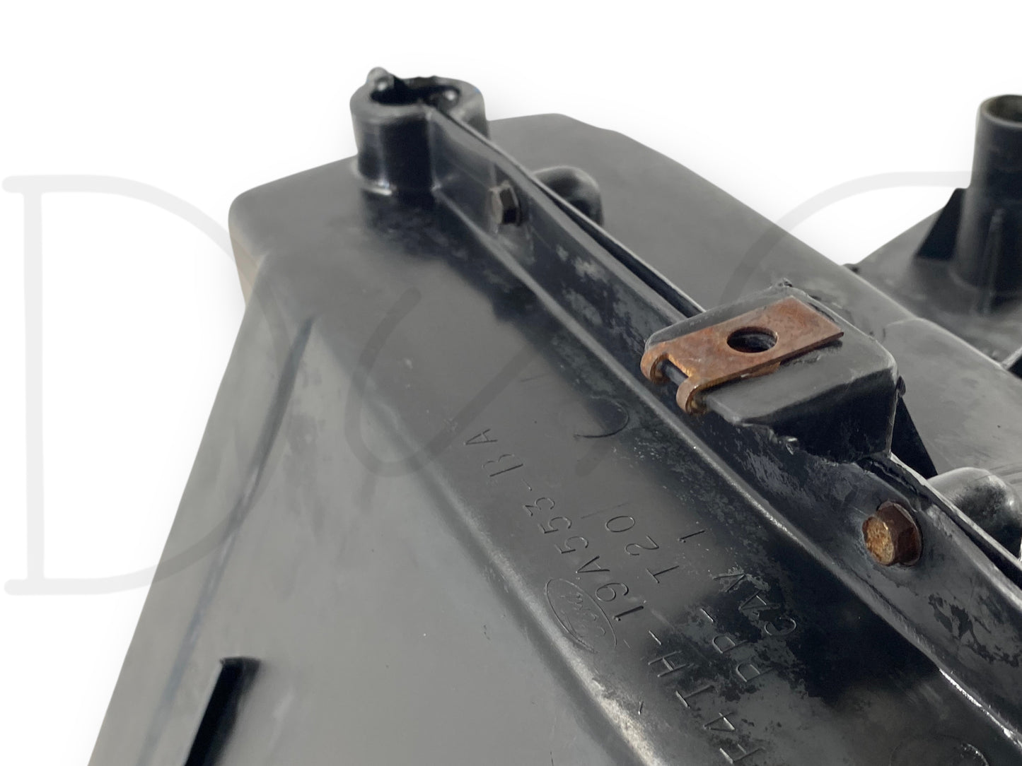 94-98 Ford F650 F750 HVAC Under Hood Exterior Air Box Blower Motor Housing A/C