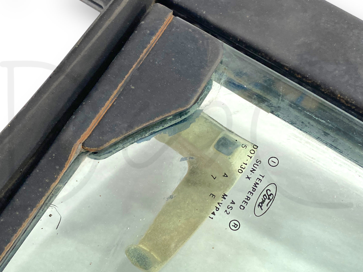 92-97 Ford F250 F350 RH Right Passenger Vent Wing Window Glass Assembly OEM