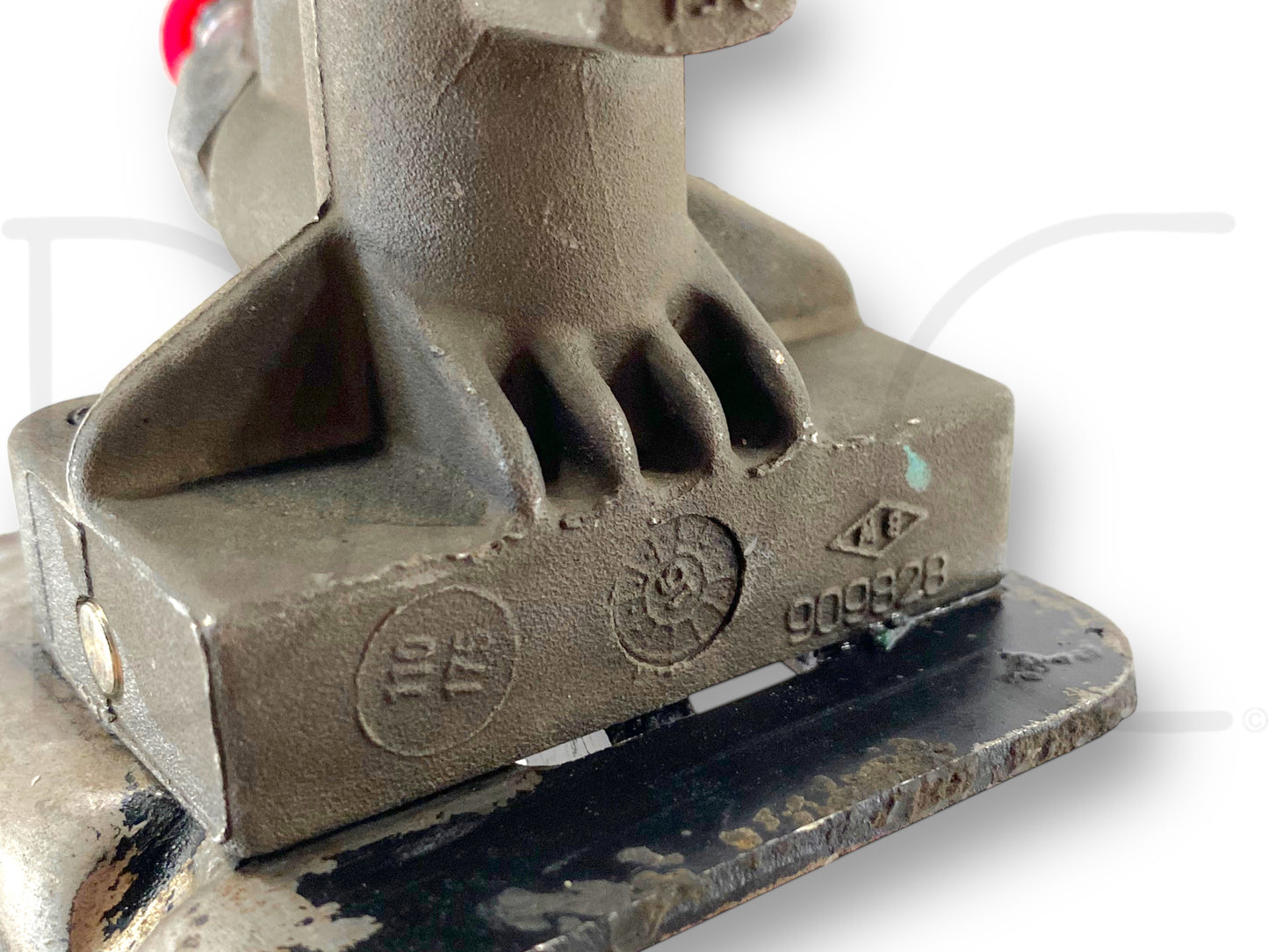 94-98 Ford F650 F750 F800 Brake Relay Control Valve 909828 W/ Bracket F0Ht-2A730