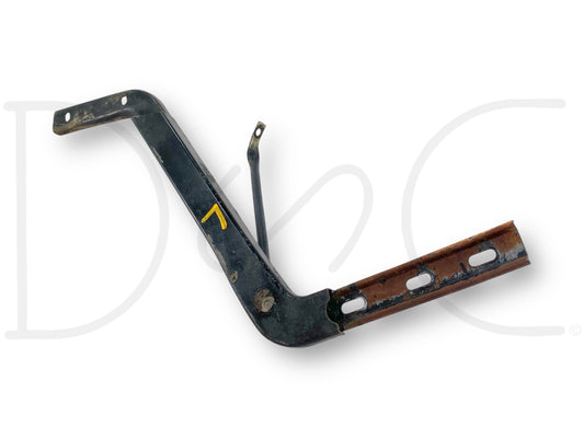 95-98 Ford F650 F750 F800 Fender Brace Support Bracket LH Left Driver OEM