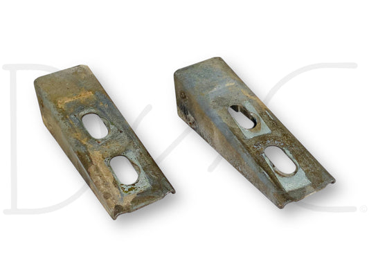 95-98 Ford F650 F750 F800 Cab To Fender Liner Support Bracket Set OEM Brackets