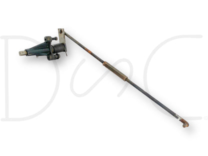 93-98 Ford F600 F650 F750 F800 Clutch Linkage Pivot Rod Arm Lever Assembly OEM