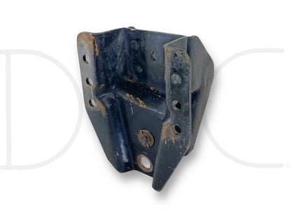 87-98 Ford F600 F650 F800 Rear Leaf Spring Hanger Bracket Mount RH E7Ht-5863-Aa