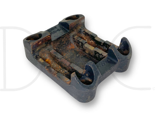 87-98 Ford F600 F650 F800 Rear Axle Leaf Spring U Bolt Plate Lower E7Ht-5796-AB