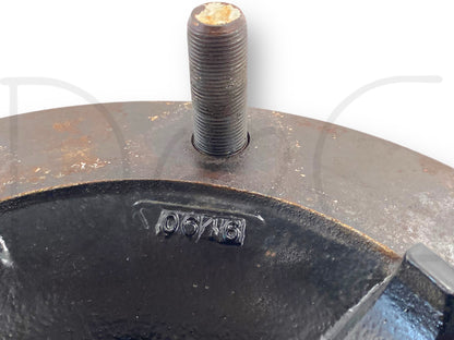 93-98 Ford F650 F800 Front Axle Wheel Hub Pilot 8 Lug 15612H