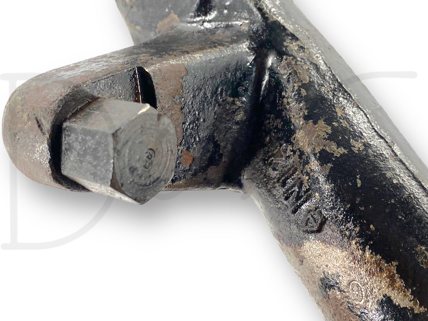 95-98 Ford F600 F650 F700 F800 Front Axle Steering Knuckle Spindle RH Right OEM