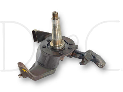 95-98 Ford F600 F650 F700 F800 Front Axle Steering Knuckle Spindle RH Right OEM