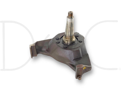 95-98 Ford F600 F650 F700 F800 Front Axle Steering Knuckle Spindle RH Right OEM