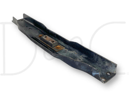 95-98 Ford F650 F700 F800 Radiator Lower Support Bracket Front Frame Crossmember
