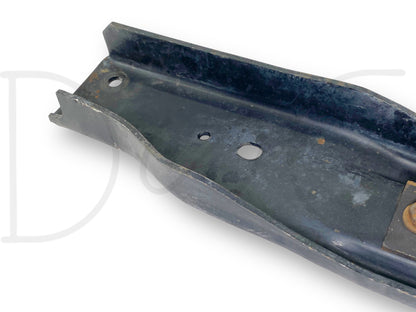 95-98 Ford F650 F700 F800 Radiator Lower Support Bracket Front Frame Crossmember