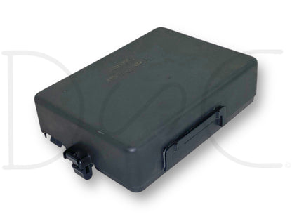 95-98 Chevy GMC C/K 1500 2500 3500 Exterior Under Hood Relay Fuse Box Lid Cover