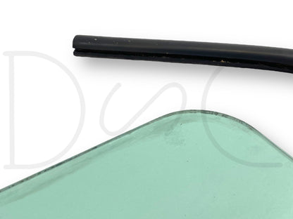 Cat 226B 232B Skid Steer Cab Rear Window Glass W/ Seal 142-9319