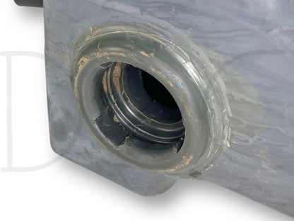Cat 204-1493 Hydraulic Reservoir Tank OE Caterpillar Skid Steer Loader 226B2
