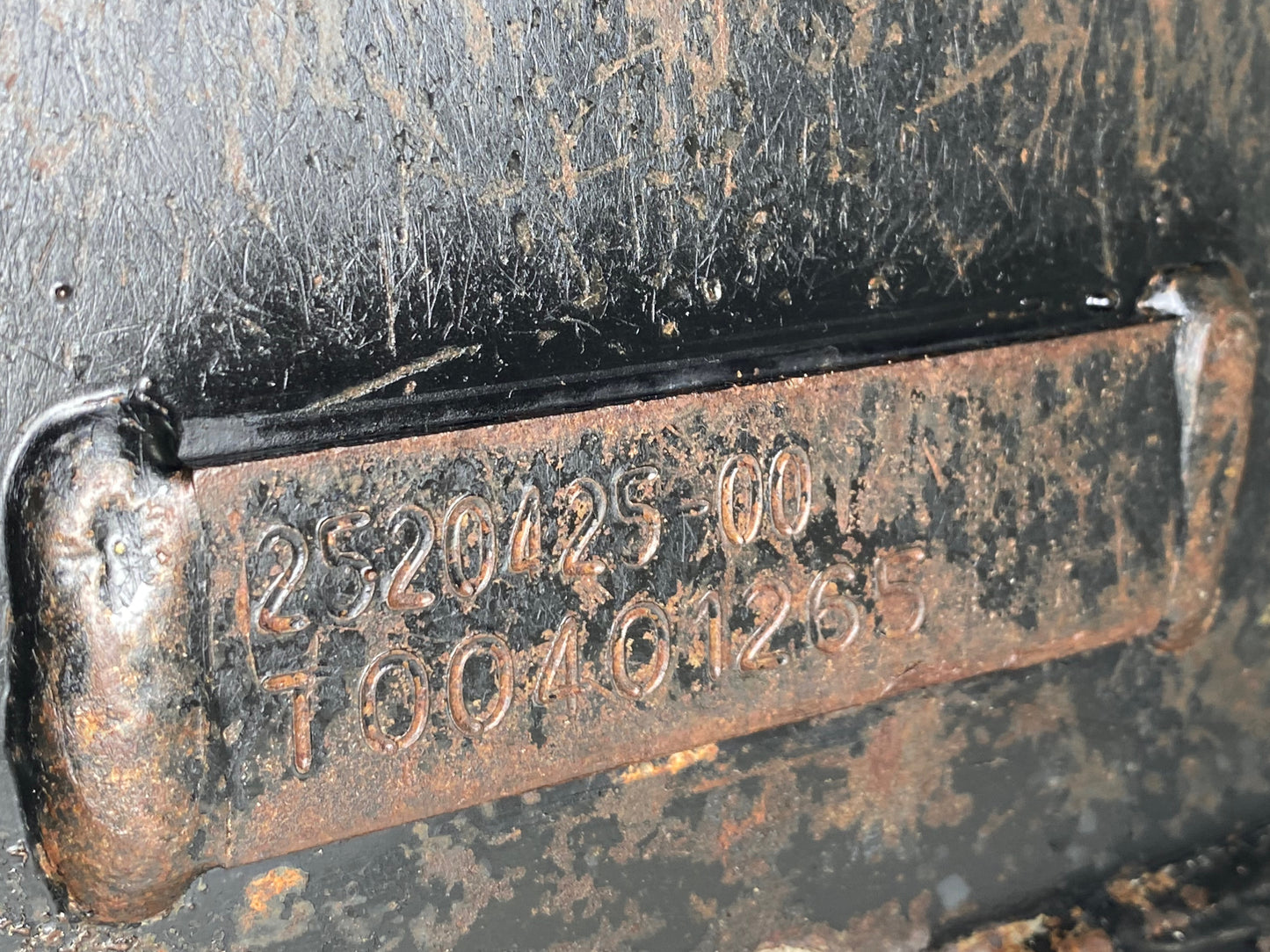 Cat 252-0425 Quick Coupler Attachment Plate Caterpillar Skid Steer Loader 226B2