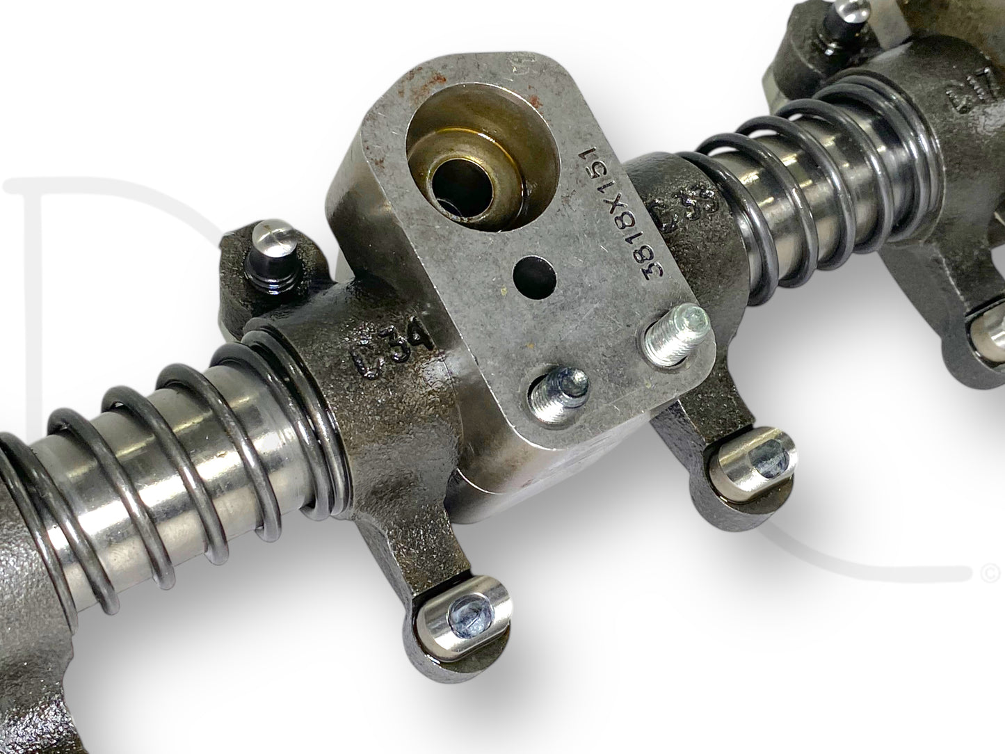 Cat 3034 Perkins 4 Cyl Diesel Rocker Arm Assembly Caterpillar 152-6572