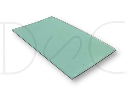 1976 International IH 1086 Tractor RH Right Lower Windshield Glass 109132C2