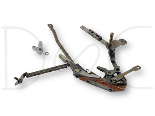 1976 International IH 1086 Tractor Draft Control Cylinder Linkage Assembly