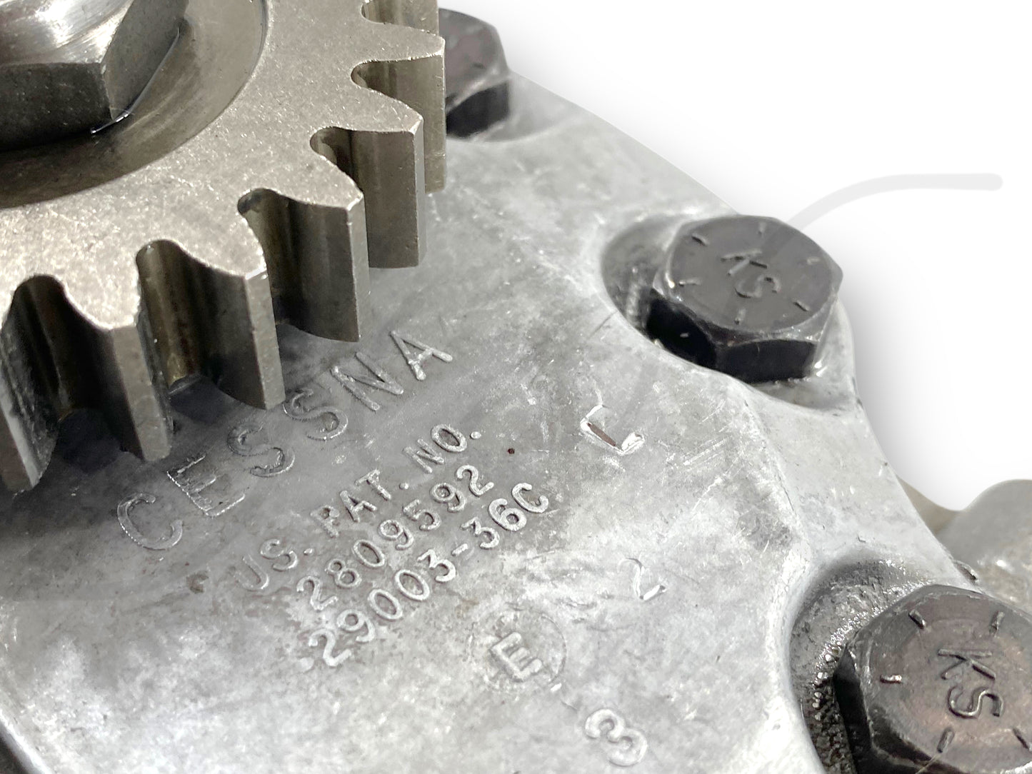 1976 International IH 1086 Tractor Rear Hitch Hydraulic Pump Cessna 29003-36C