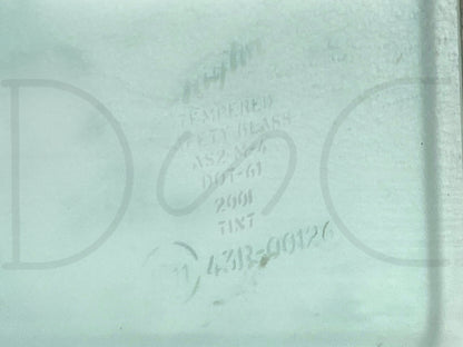 1976 International IH 1086 1486 Tractor Cab Rear Back Window Glass 109318C2