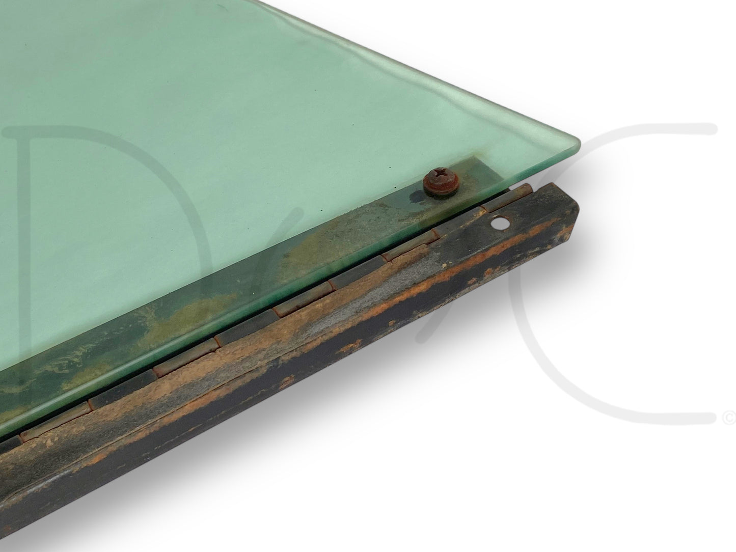 1976 International IH 1086 Tractor RH Quarter Window Glass W/ Hinge 109319C2