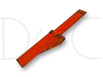 1976 International IH 1086 Tractor Air Cleaner Filter Latch 67980C2