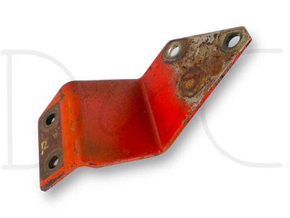 International IH 1086 Tractor Right Hydraulic Auxiliary Remote Coupler Bracket