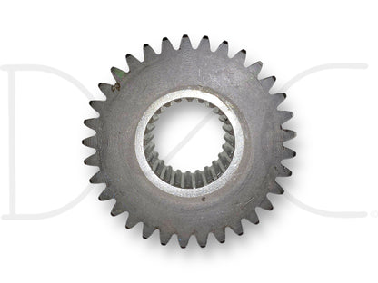 International IH 1086 Tractor Range Transmission Lo Drive Gear 28 - 33T 528681R1