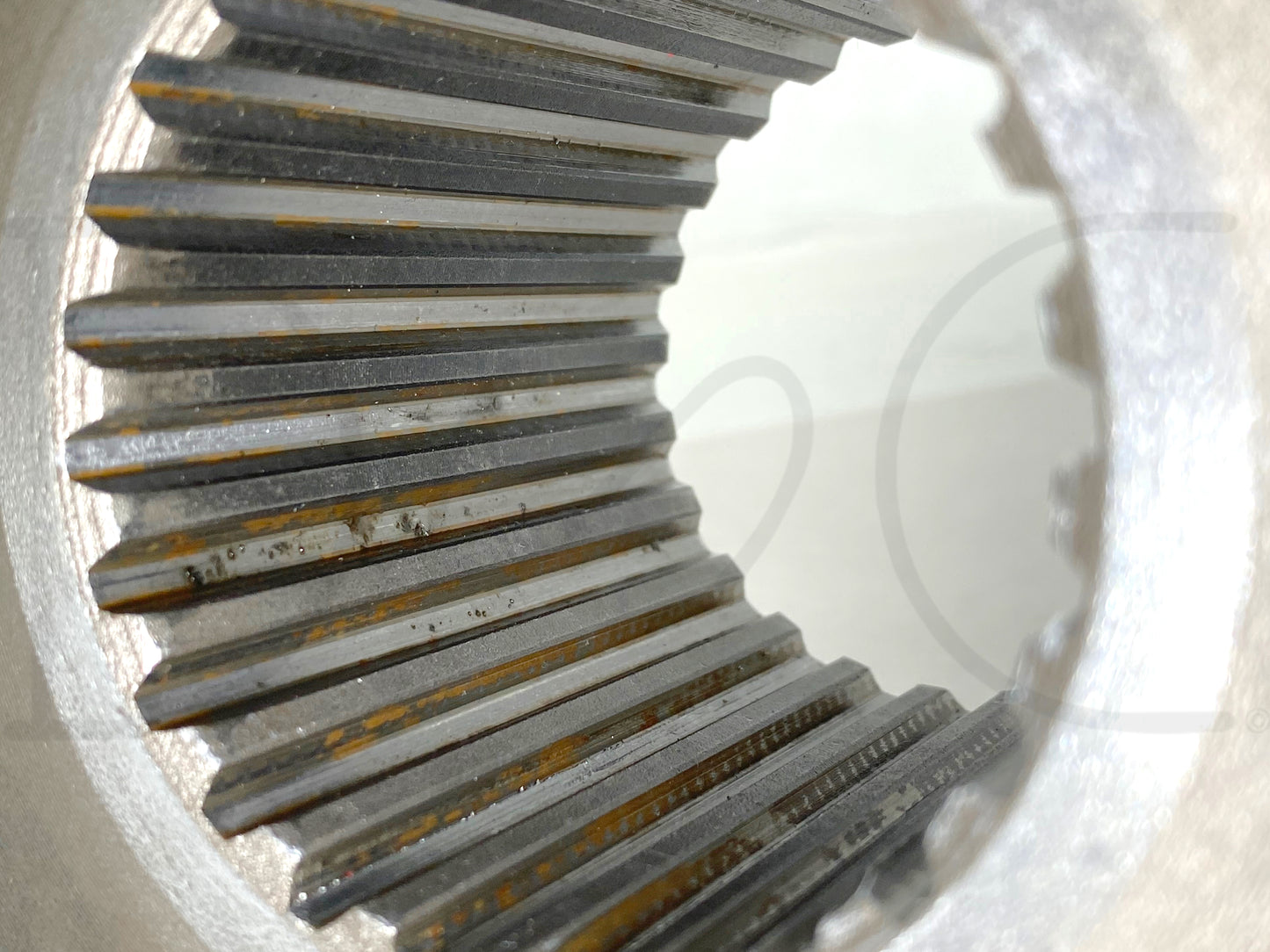 International IH 1086 Tractor Range Transmission Lo Drive Gear 28 - 33T 528681R1