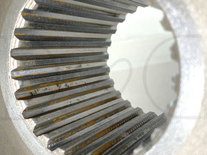 International IH 1086 Tractor Range Transmission Lo Drive Gear 28 - 33T 528681R1