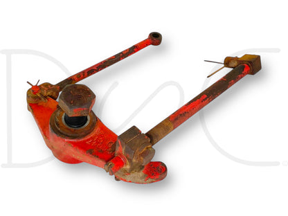 1976 International IH 1086 Tractor Clutch Operating Lever Linkage 104047C1