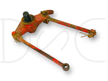 1976 International IH 1086 Tractor Clutch Operating Lever Linkage 104047C1