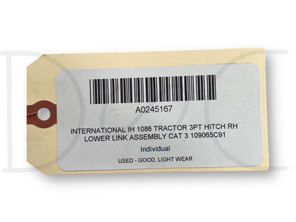 International IH 1086 Tractor 3Pt Hitch RH Lower Link Assembly CAT 3 109065C91