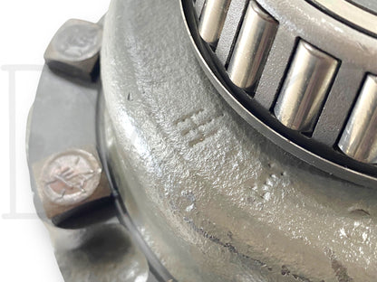 1976 International IH 1086 Tractor Rear Differential Carrier Assembly 528706R3