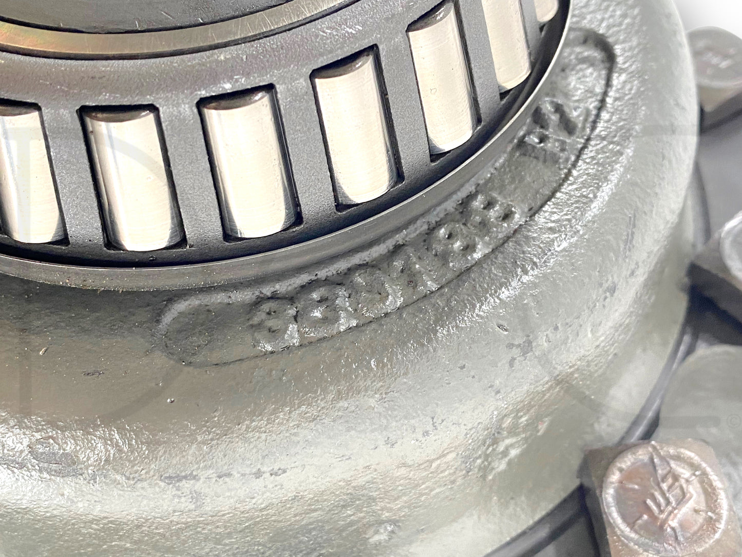 1976 International IH 1086 Tractor Rear Differential Carrier Assembly 528706R3