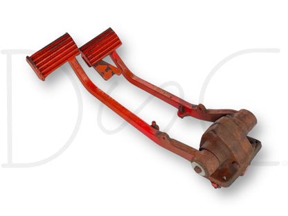 1976 International IH 1086 Tractor Brake Pedal LH RH W/ Mount 103953C1 103955C1